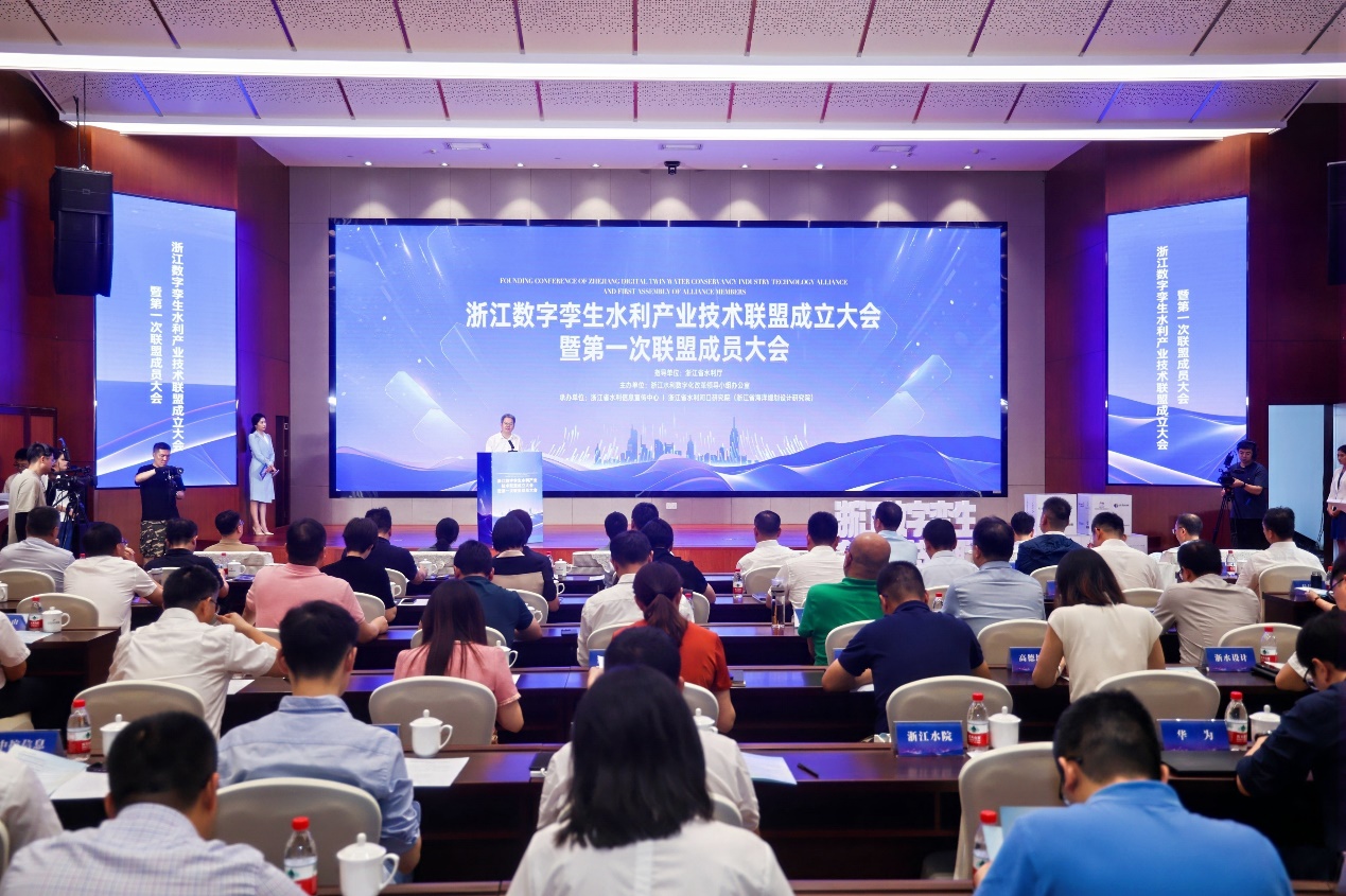 aadc4440-b28b-4abb-8bd7-cde03541e2c3.jpg